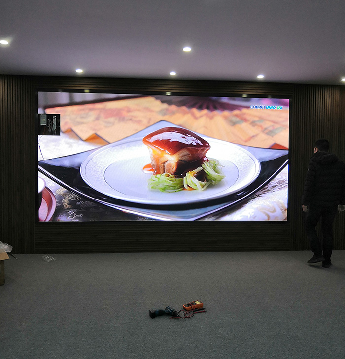 孝感室內(nèi)P2全彩屏