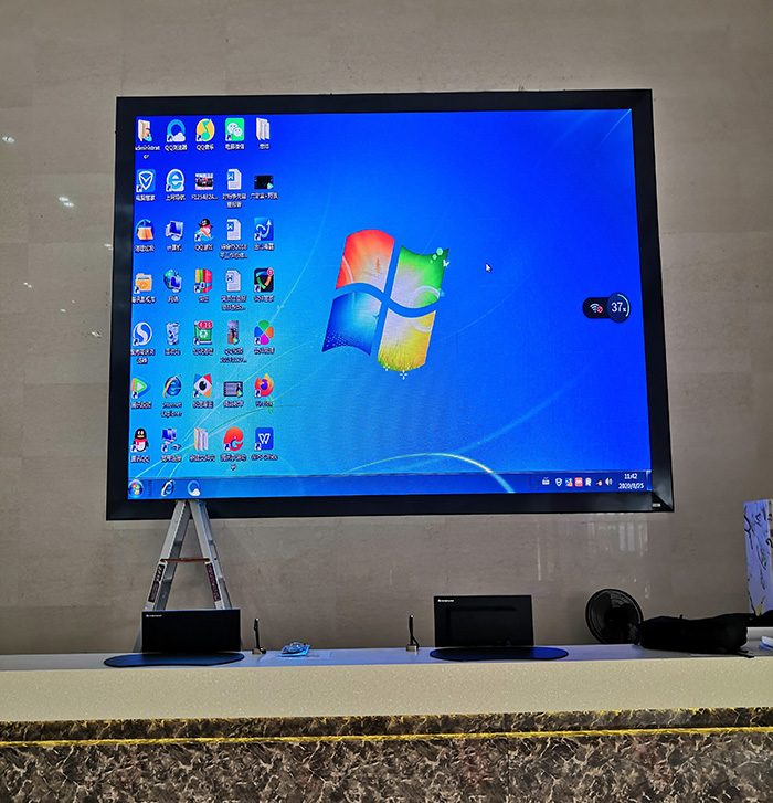 孝感華中師范大學(xué)室內(nèi)P3全彩屏